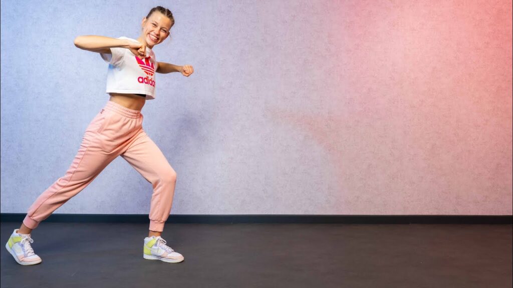 5 Easy Dance Moves for Beginners PART IV – HIP HOP Dance Tutorial | RKS ...